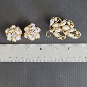 Vintage Milk Glass Brooch and Clip on Earring Set